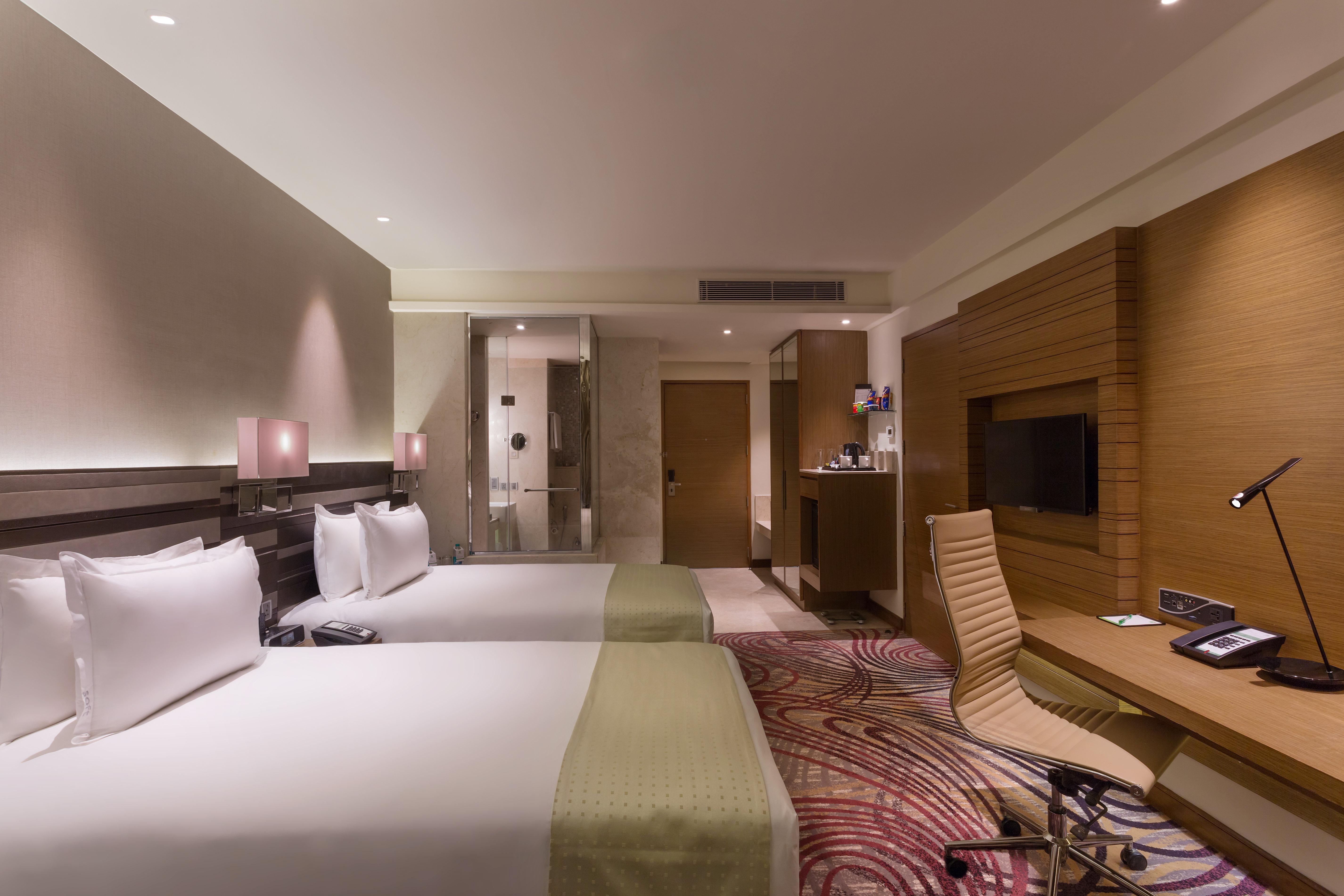 Centre By Ihg 5*